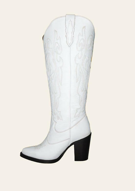 Aspen White Wide Calf Boots - Fontleroy