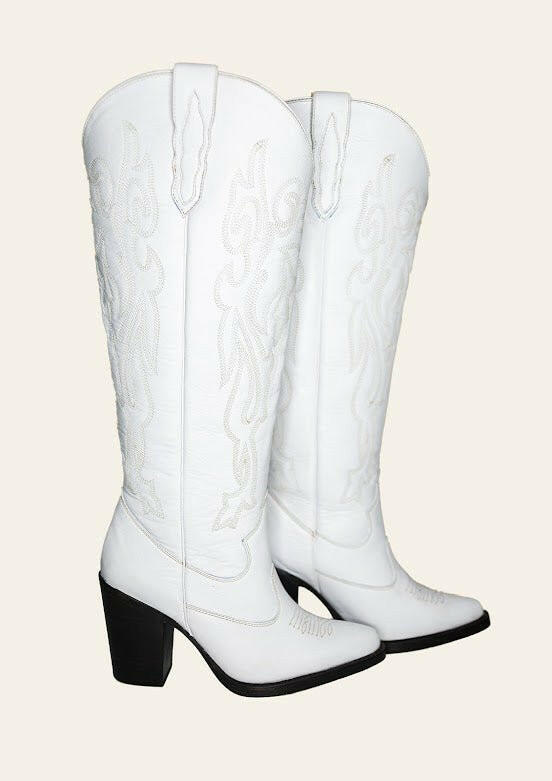 Aspen White Wide Calf Boots - Fontleroy